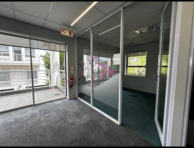 667M² OFFICE TO LET IN WOODMEAD